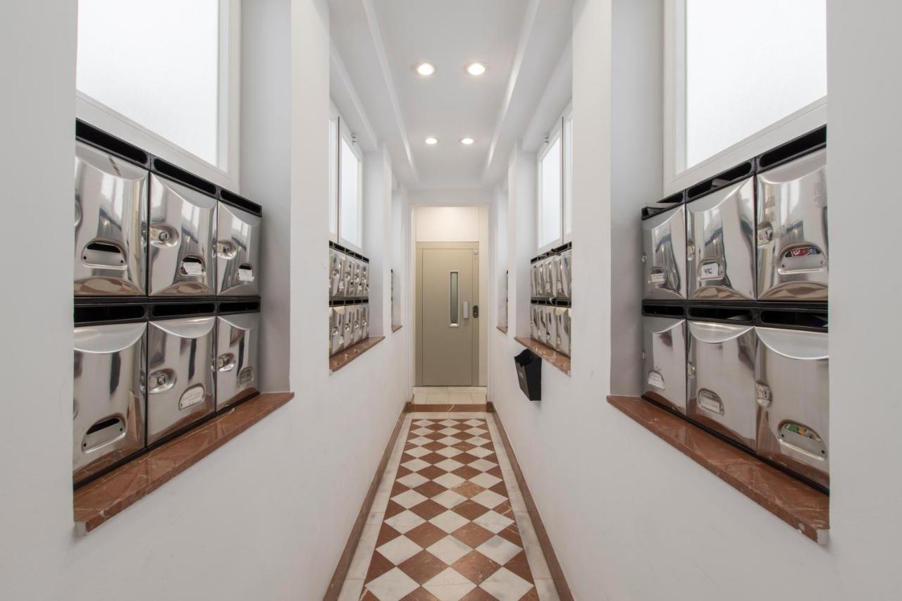 Fee4Me. Elegant Flat A Few Minutes From Atocha. Appartement Madrid Buitenkant foto